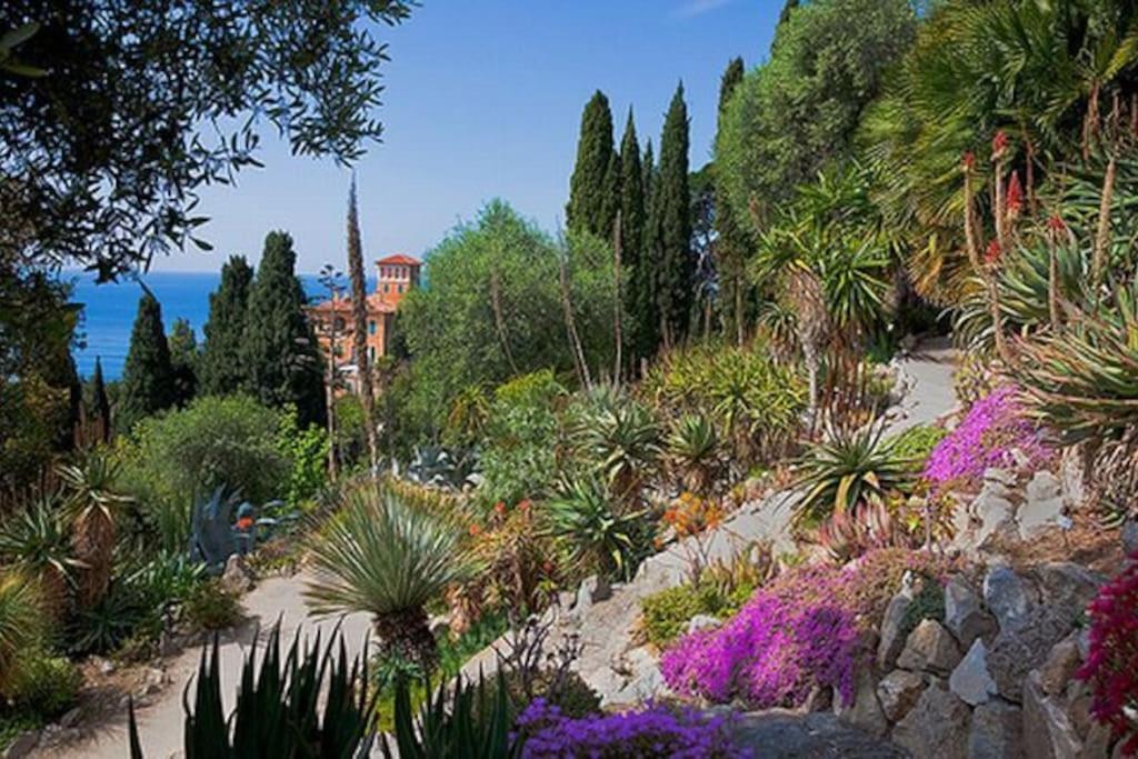 Appartamento Casa Ambra Bordighera Buitenkant foto